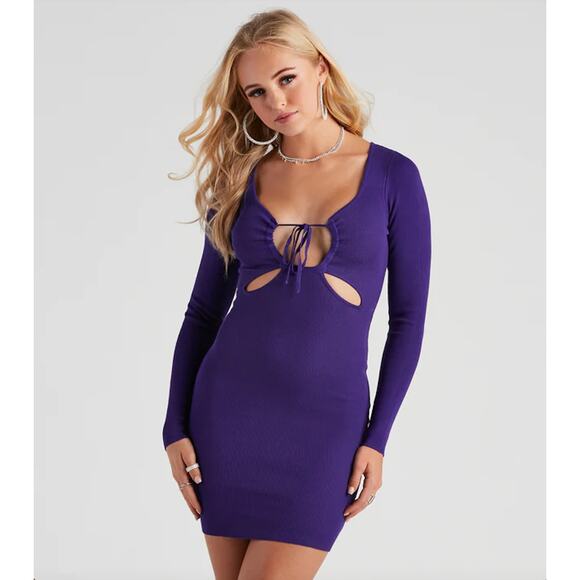 Windsor S Purple Cutout Long Sleeve Fitted Short Mini Knit Sweater Dress - Picture 3 of 9
